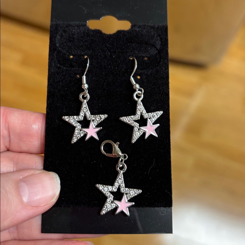 New 3 pc Sparkling bling Star Earrings with Pink Accent star silver tone w charm